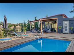 Private Pool Villa GGK