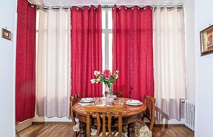 House Serena in Rome