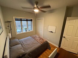 Feel Cozy At Home In Cio A Clean Bright Welcoming Private Updated Room
