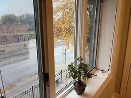 Feel Cozy At Home In Cio A Clean Bright Welcoming Private Updated Room