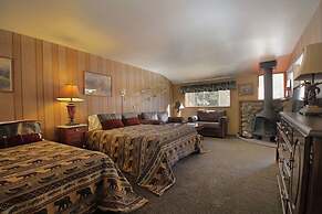 Silver Pines Lodge