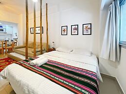 San Telmo - Paseo De La Cisterna Building