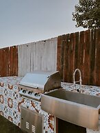 Water Vinyasa Fire Pit Pool Outdoor Lounge