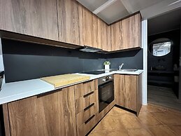 Maisonette Near Beach & City Center