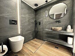 Maisonette Near Beach & City Center