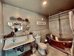 Fire Vinyasa View Fire Pit Poolpets Allowed