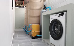 Private Pool With Jacuzzi & Kids Pool @ Royal Park