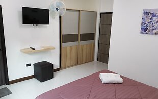 Private Pool With Jacuzzi & Kids Pool @ Royal Park