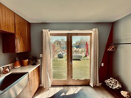 5 Elements Sleeps 246 Fire Pits Poolhot Tub