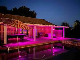 5 Elements Sleeps 246 Fire Pits Poolhot Tub