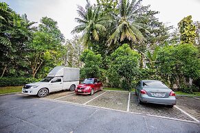 Beachfront 2br Home With Private Plunge Pool on Stunning Naithon Beach