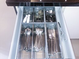 Beachfront 2br Home With Private Plunge Pool on Stunning Naithon Beach