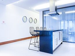 Beachfront 2br Home With Private Plunge Pool on Stunning Naithon Beach