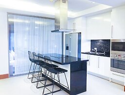 Beachfront 2br Home With Private Plunge Pool on Stunning Naithon Beach