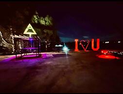 air Vinyasa Wineries Fire Pit Pool