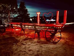 air Vinyasa Wineries Fire Pit Pool