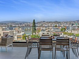 Sanders Crystal 2 - Penthous With Shared Rooftop