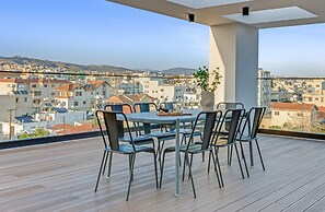 Sanders Crystal 2 - Penthous With Shared Rooftop