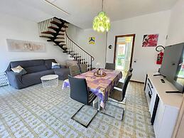 Gorgeous Villa for 8 With Shared Pool