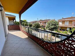 Gorgeous Villa for 8 With Shared Pool