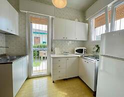 Gorgeous Villa for 8 With Shared Pool