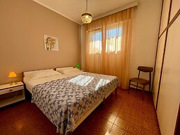 Gorgeous Villa for 8 With Shared Pool