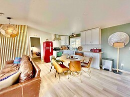 Boulder Ranchhot Tubprojectorsmall Pool