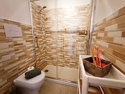 Casa Alexandra con Piscina e Vista Castello