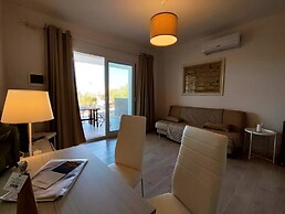 Casa Alexandra con Piscina e Vista Castello