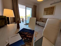 Casa Alexandra con Piscina e Vista Castello