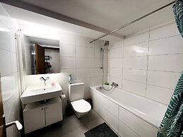 Newly Furnished Beautiful old Building Apartment in the Center With Ap