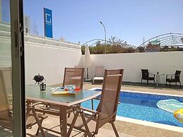 Beautiful Detached Modern Villa With Pool