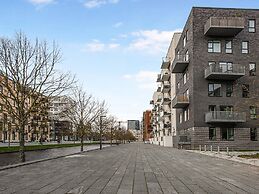 Sanders Arena - Petite 1-bdr Apt Close to Metro