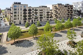 Sanders Arena - Petite 1-bdr Apt Close to Metro