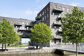 Sanders Arena - Petite 1-bdr Apt Close to Metro