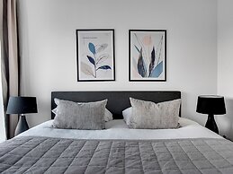 Sanders Arena - Petite 1-bdr Apt Close to Metro