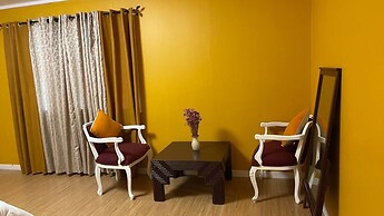 House w 3 Bedrooms And 3 Baths - Free Parking