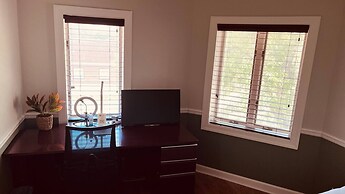 Cozy, Clean Updated Sensational Bright Relaxing Private Room Ren