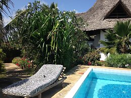 Salama Paradise Beautiful Bungalow 1