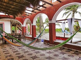 Beachfront 3 Bedroom Hacienda del Cuyo