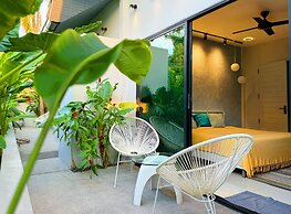 Stylish 3br Pool Villa Walk to Beautiful Naiyang Beach