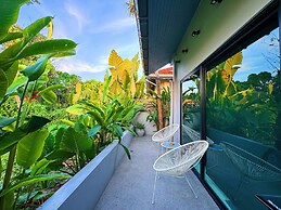 Stylish 3br Pool Villa Walk to Beautiful Naiyang Beach