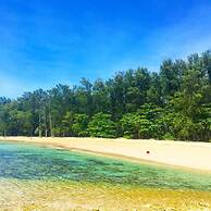 Stylish 3br Pool Villa Walk to Beautiful Naiyang Beach