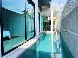 Stylish 3br Pool Villa Walk to Beautiful Naiyang Beach