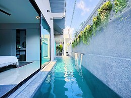 Stylish 3br Pool Villa Walk to Beautiful Naiyang Beach