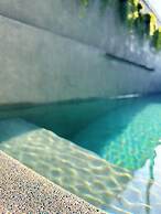 Stylish 3br Pool Villa Walk to Beautiful Naiyang Beach