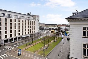Sanders Square - Spacious 6-bdr Apt Near Nyhavn