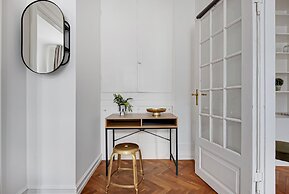 Sanders Square - Spacious 6-bdr Apt Near Nyhavn