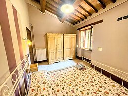 Apt 2 in Spoleto Stunning Grounds Panoramic Views all Around You! Slee