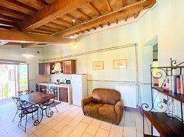 Apt 2 in Spoleto Stunning Grounds Panoramic Views all Around You! Slee